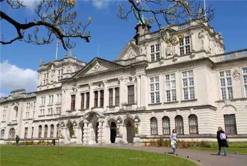 新航道留学