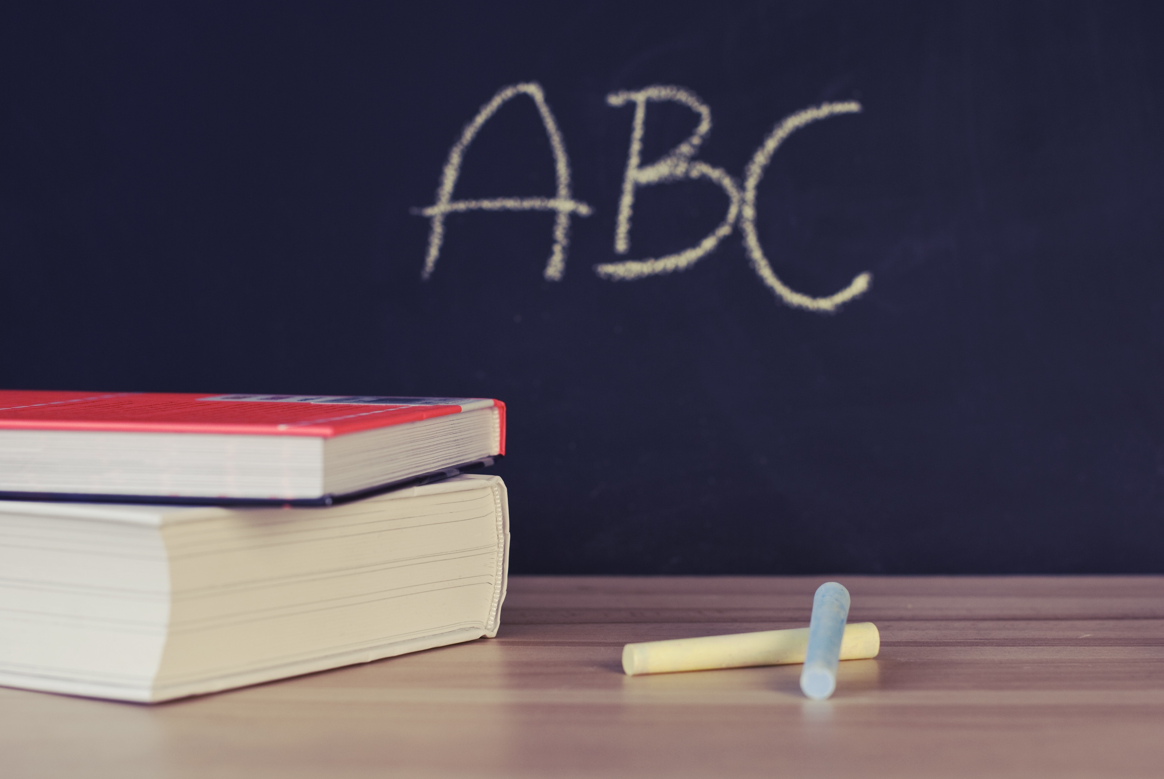 abc-alphabet-blackboard-265076 (1).jpg