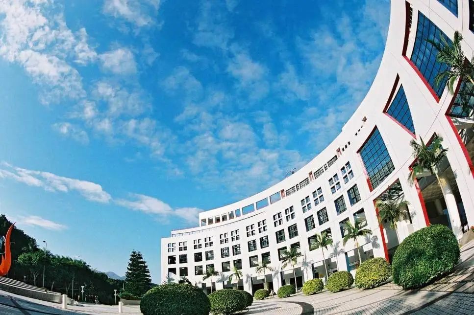 2022年申请中国香港学校,需要雅思多少分? 2022年申请中国香港学校,需要雅思多少分?