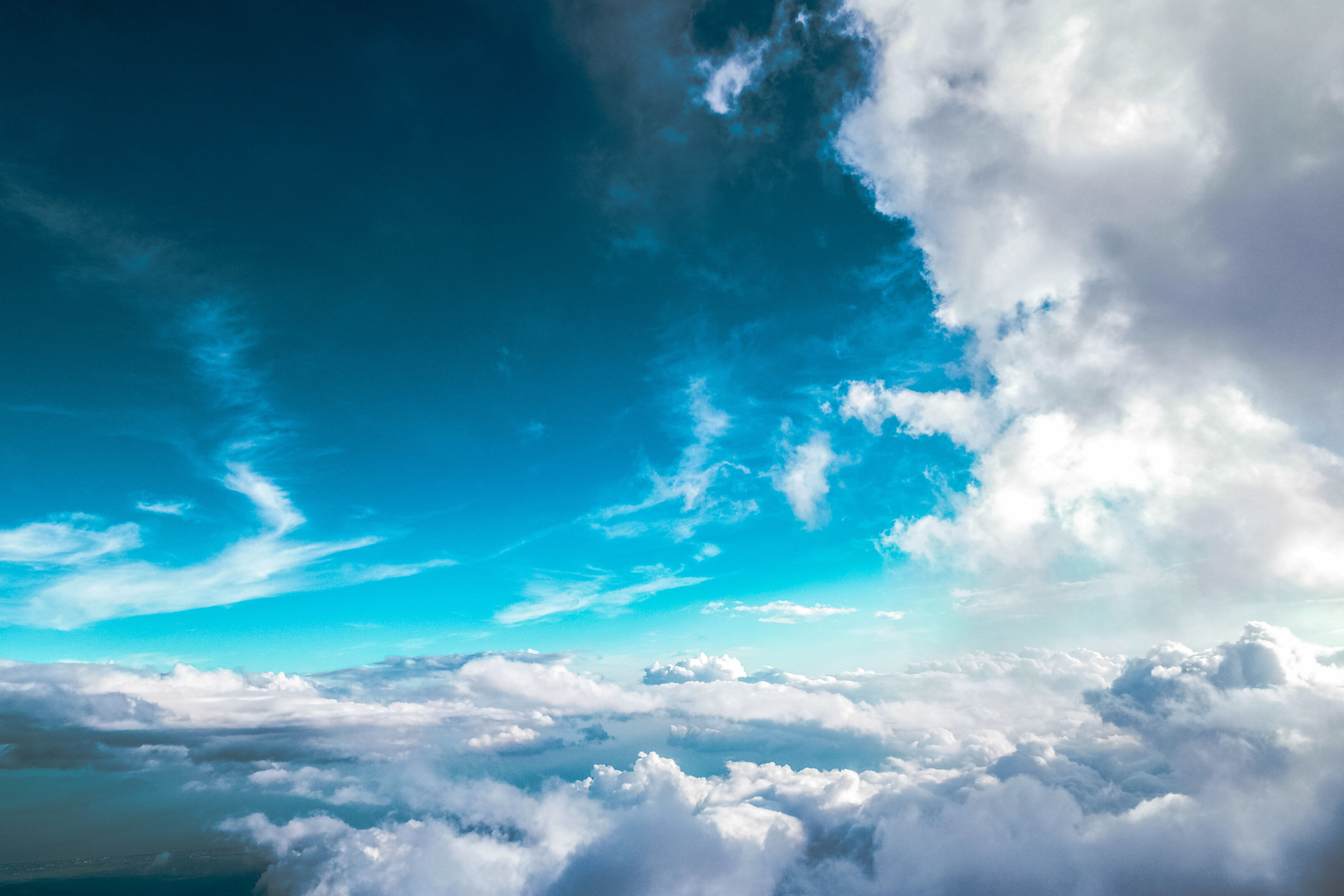 landscape-sky-clouds-hd-wallpaper-55787_看图王.jpg