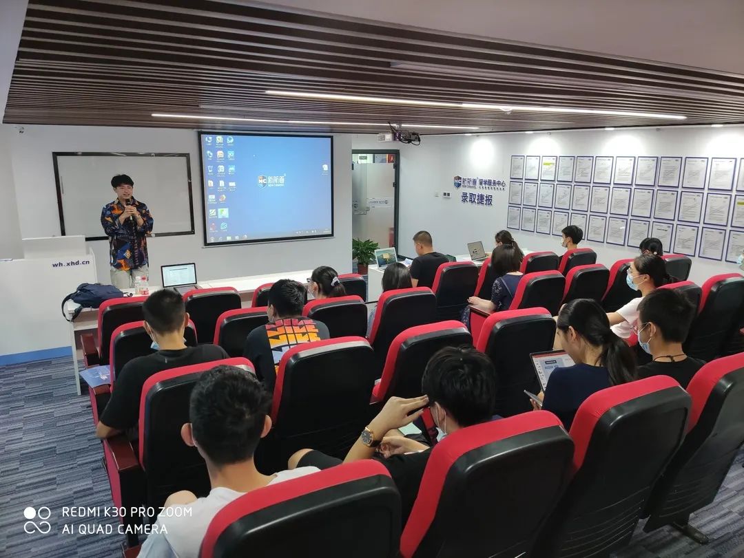 26184656i8qa.jpg
