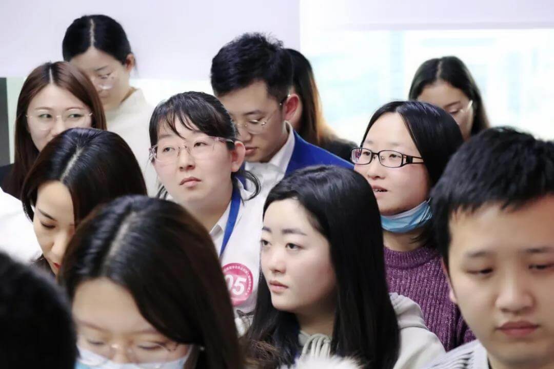 新航道前程留学北京公司第二届销售技能大赛主题演讲