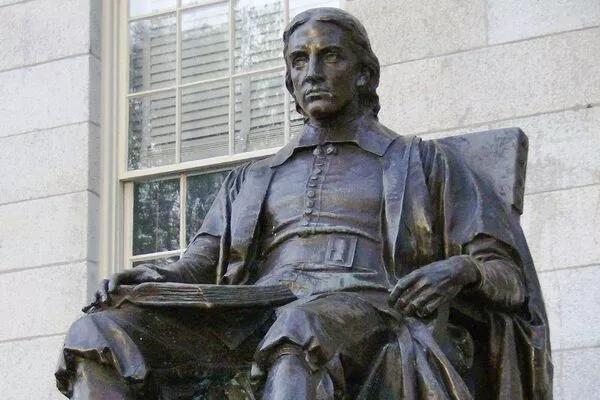 骷髅、骑士、斯巴达、战斗的爱尔兰人……这些大学的吉祥物背后的故事是……